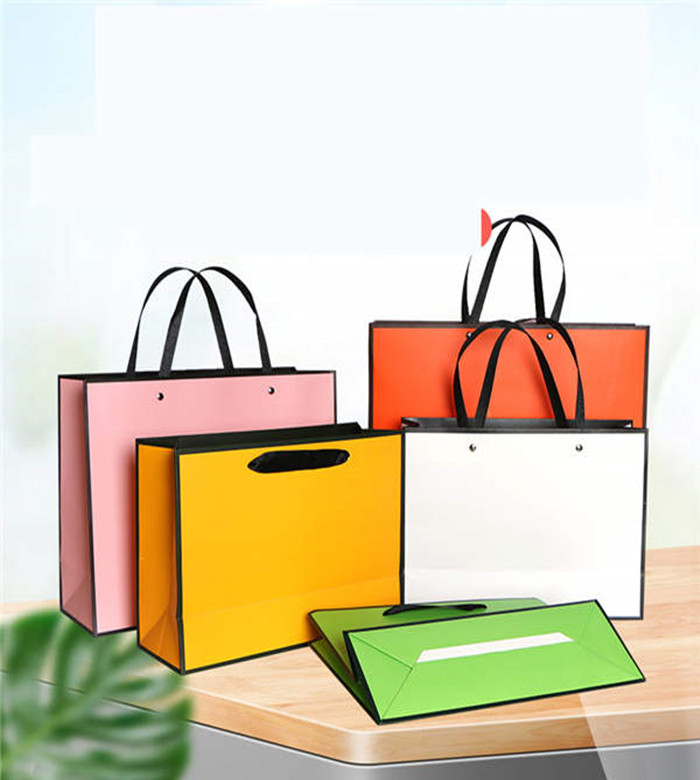Custom Shopping Bags Manufacturer
